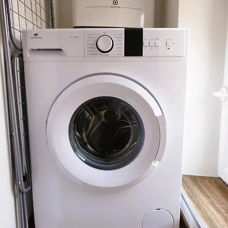 Mitrons - 3b Apartment